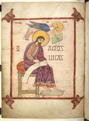  The Lindisfarne Gospels: A Symphony in Gold and Ink